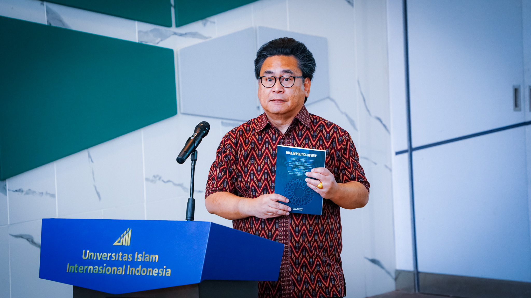 Leap into Academic Excellence: The Launch of Muslim Politics Review at UIII