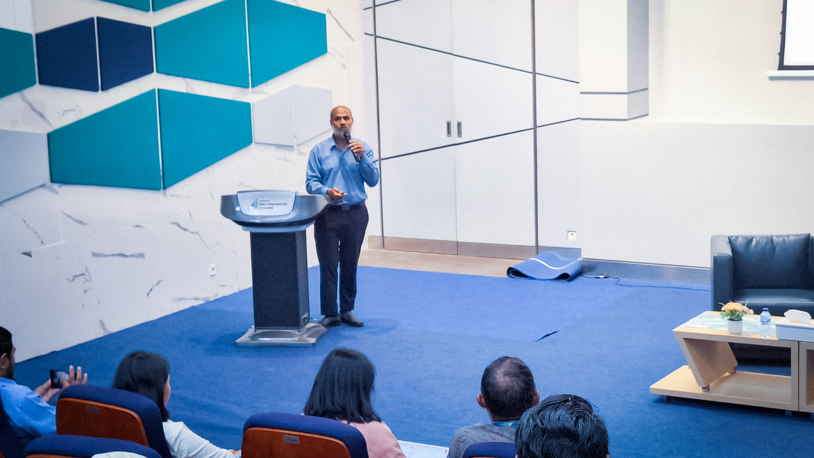 Decoding Bibliometrics: Dr. Visal Moosa's Intriguing Lecture at UIII