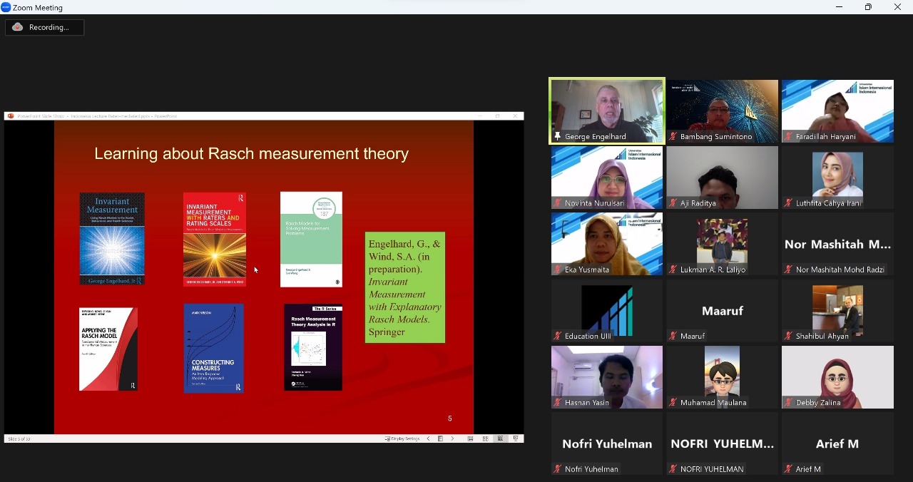 Prof. George Engelhard Delivers a Lecture on Invariant Measurement at UIII 