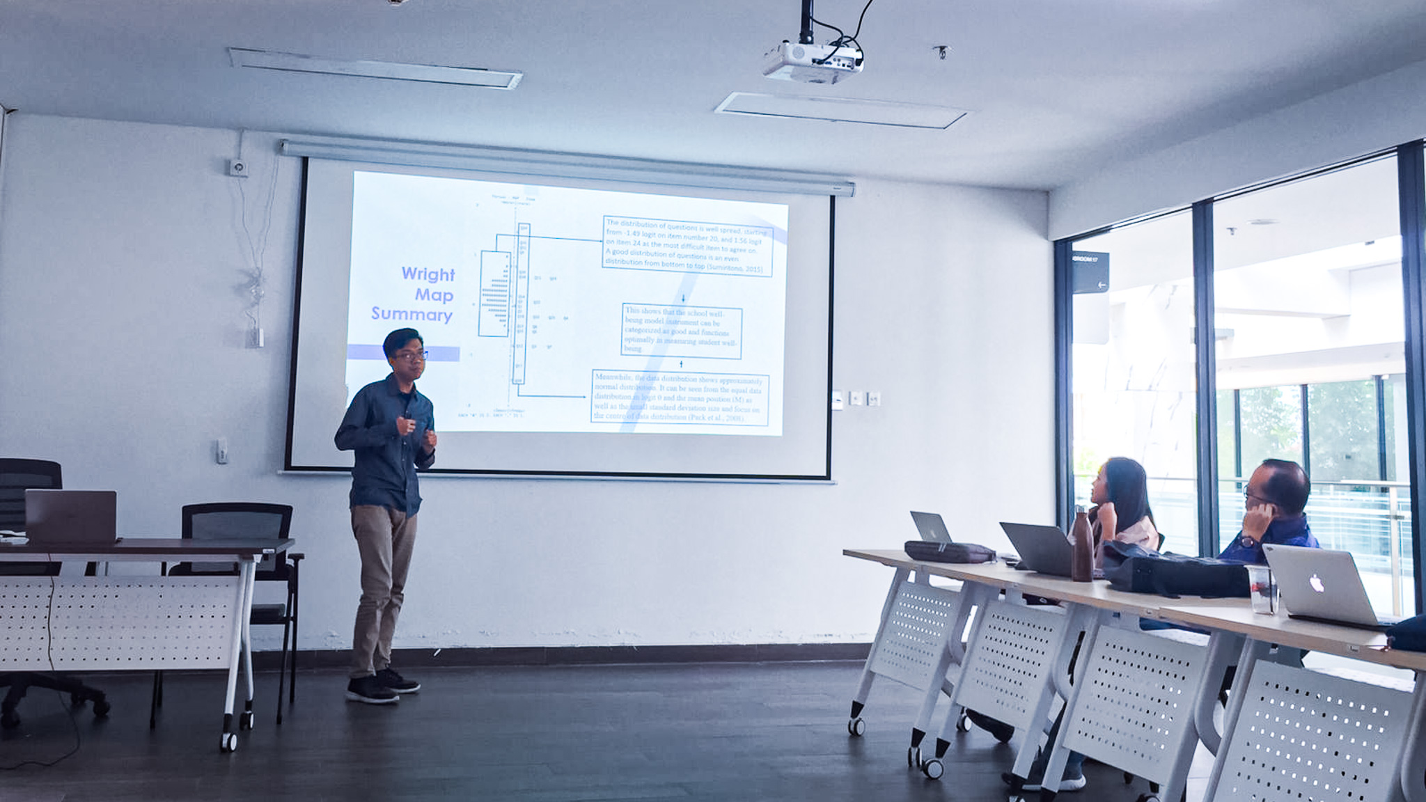 Celebrating Academic Milestones: FoE Holds Thesis Proposal Seminar for MA Students