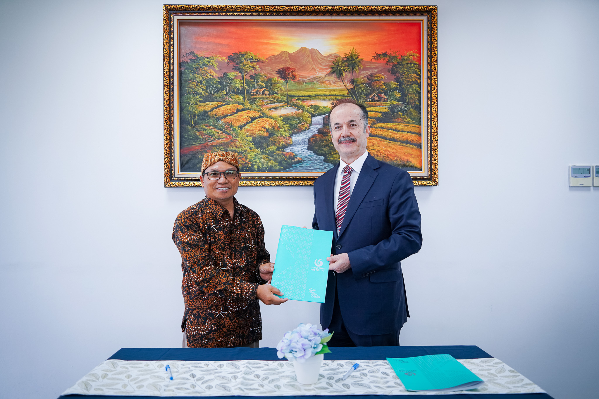 UIII and Yunus Emre Institute Established a Partnership