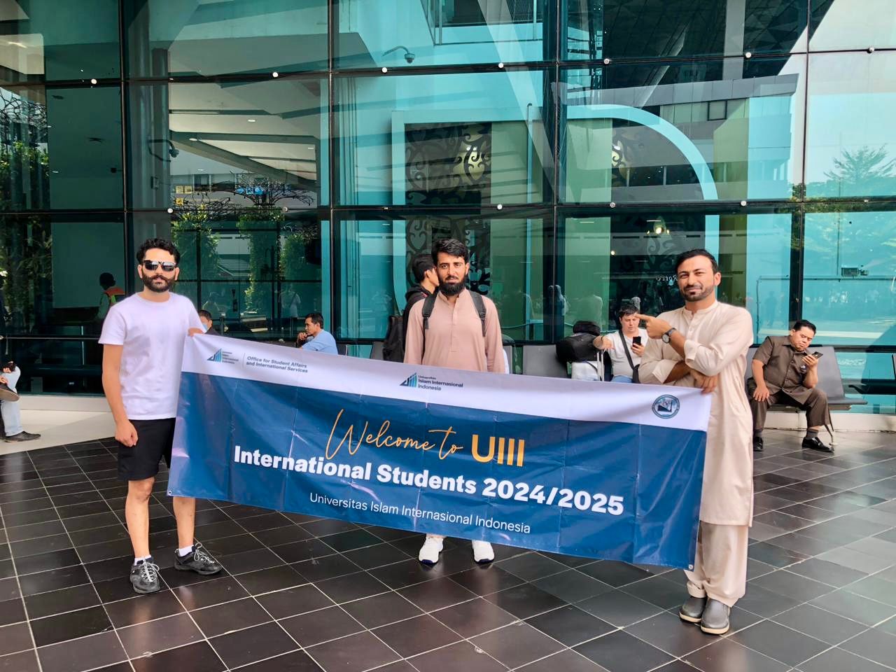 UIII Provides Airport Pick-Up Service for International Students